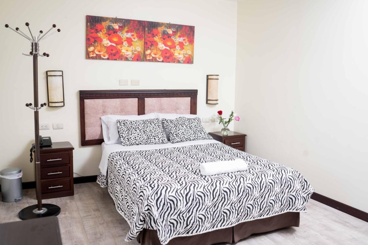 Hotel Loja Bella Zewnętrze zdjęcie